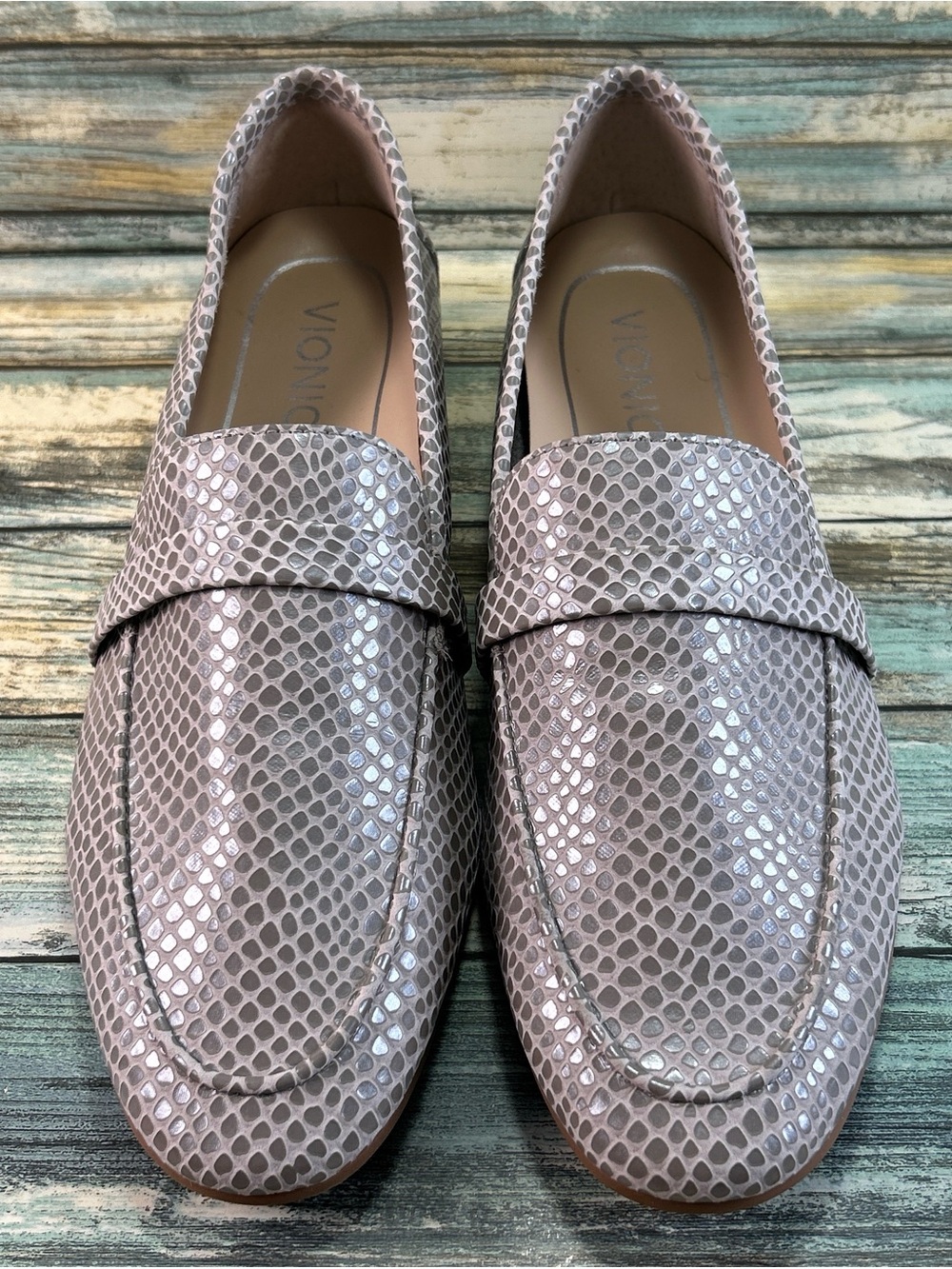 VIONIC Zana Dress Loafers Size 7 Lizard Print Moc Toe Arch Support Gray Leather